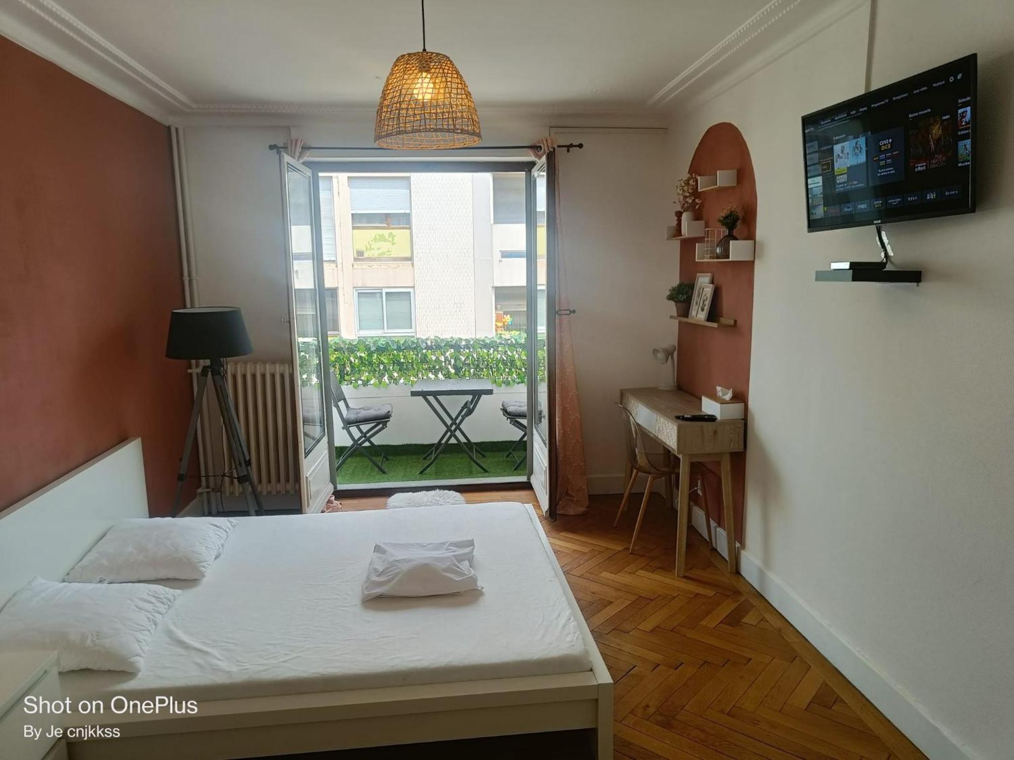 Belle Chambre D'Hote Avec Balcon Prive - 3 Mins Gare Annemasse - Geneve Acces Direct Екстер'єр фото