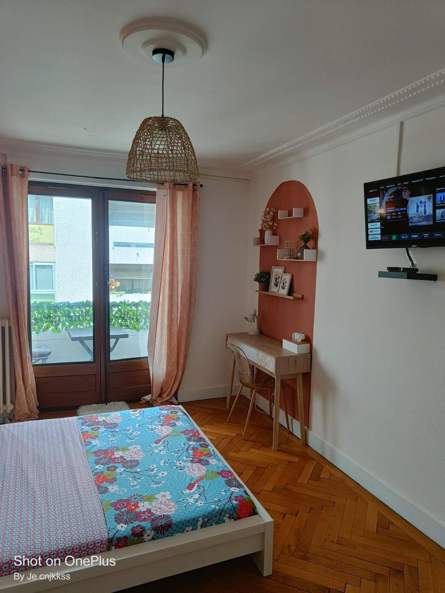 Belle Chambre D'Hote Avec Balcon Prive - 3 Mins Gare Annemasse - Geneve Acces Direct Екстер'єр фото
